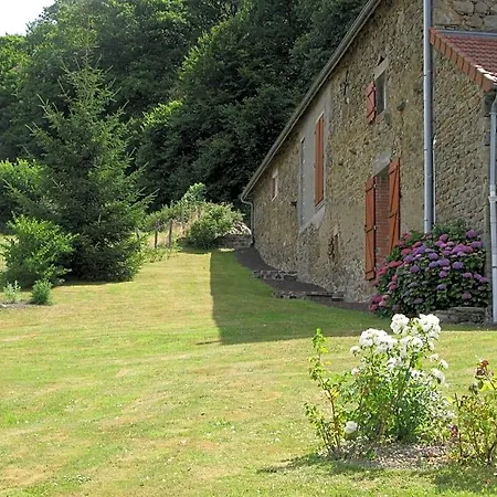 Le Peyroux Teilhet (Puy-de-Dome)